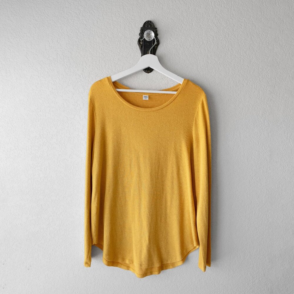 Old Navy Women's Size L Golden Yellow Long Sleeve Cozy Sweater Top